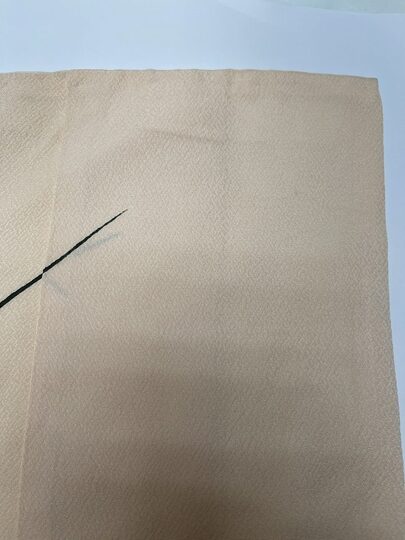 着物に付いた赤ワインのシミ 染み抜き・クリーニング後